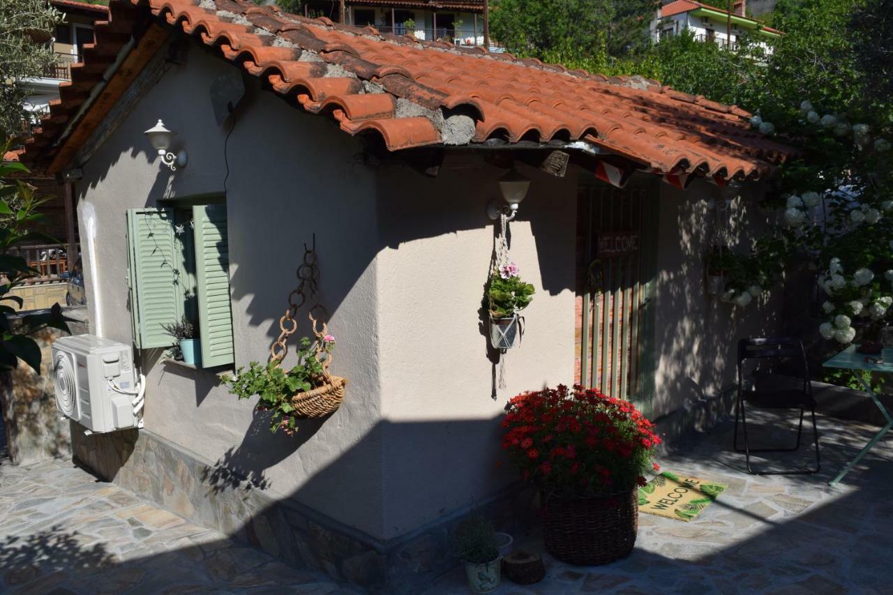 Rina'S House Villa กาลัมปากา ภายนอก รูปภาพ