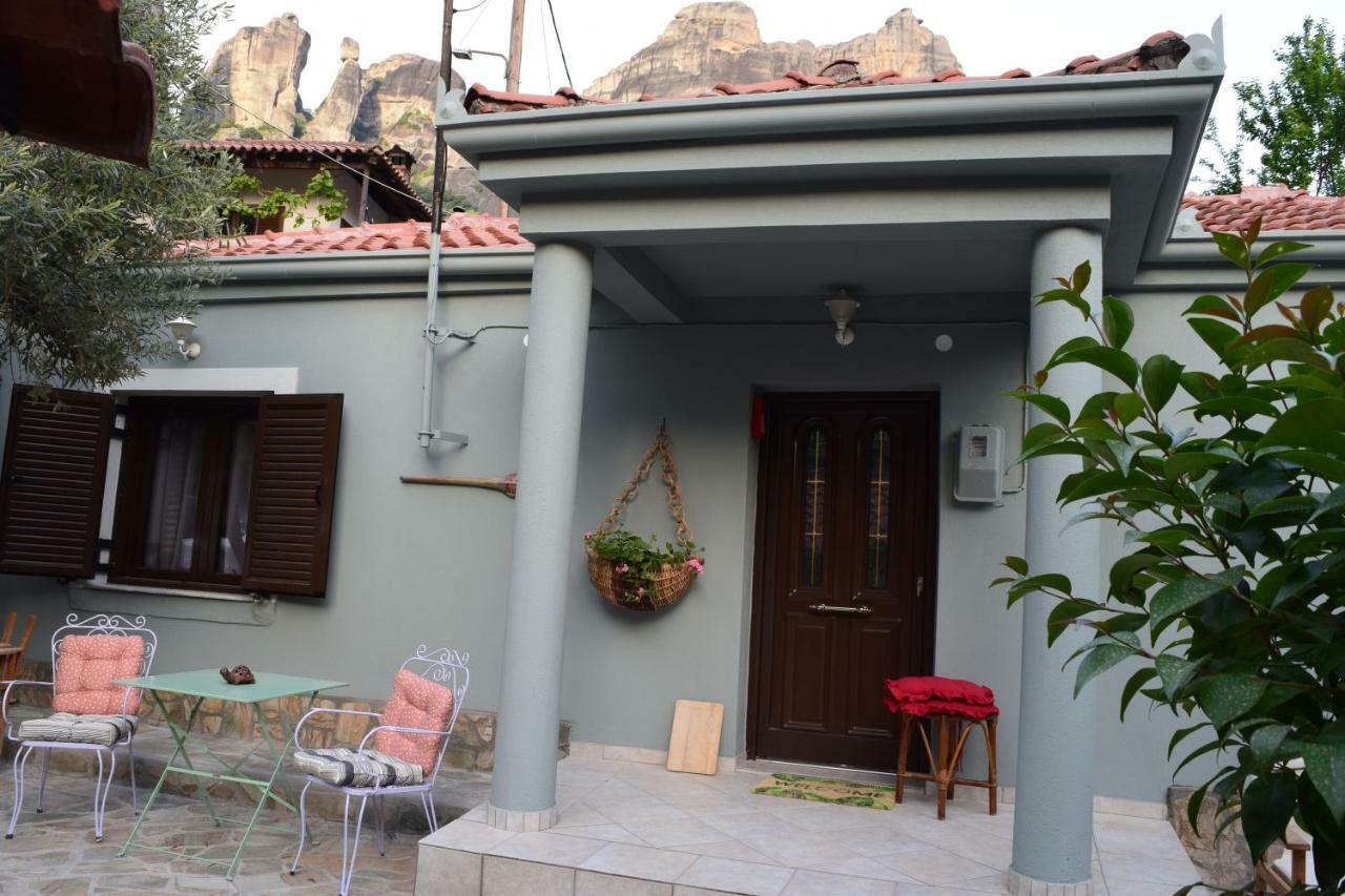 Rina'S House Villa กาลัมปากา ภายนอก รูปภาพ