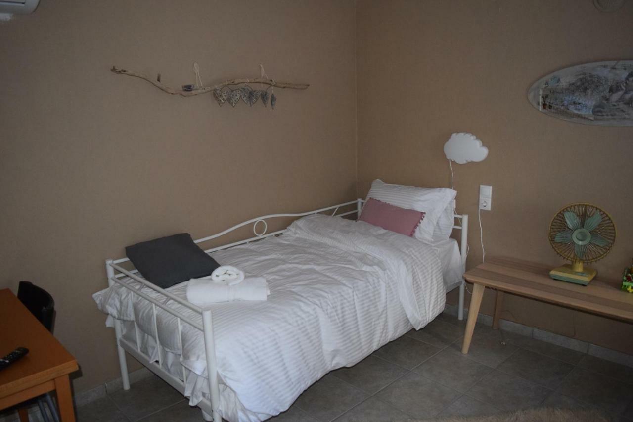 Rina'S House Villa กาลัมปากา ภายนอก รูปภาพ
